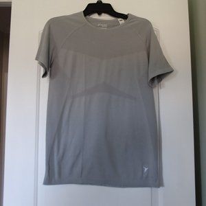 Old Navy Active Go Dry Short Sleeve Womens Top Size Large